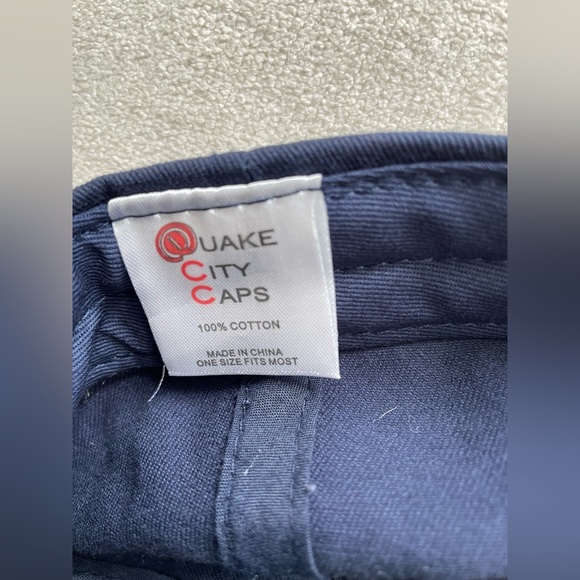 Hat - Picture 5 of 7